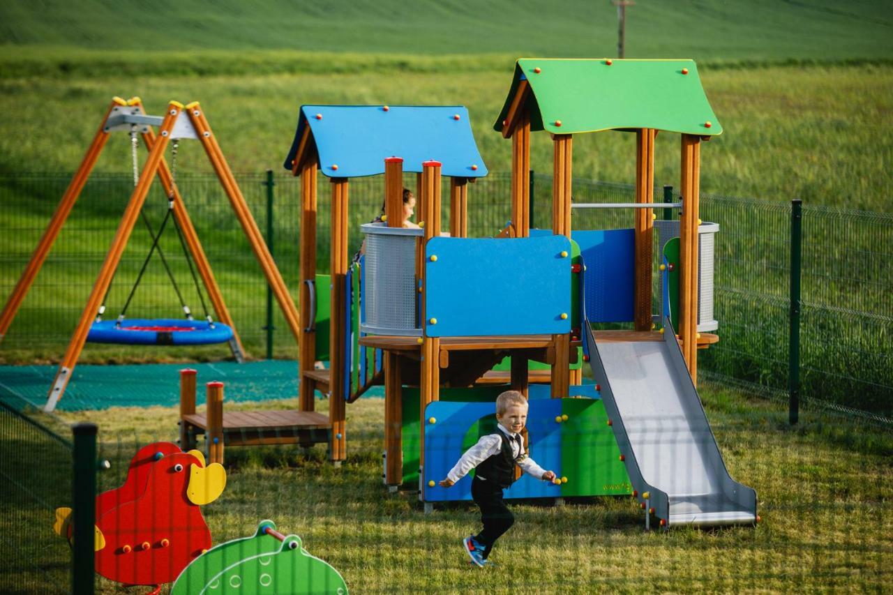 Biala Akacja Resort & Business Prudnik Kültér fotó
